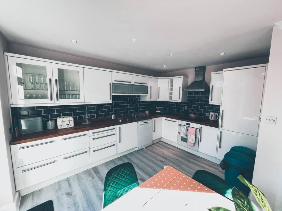 Ferienwohnung Modern 3 Ground Floor Parking And Garden Bournemouth Exterior foto